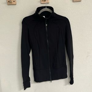 Lululemon classic black zip up, size 4